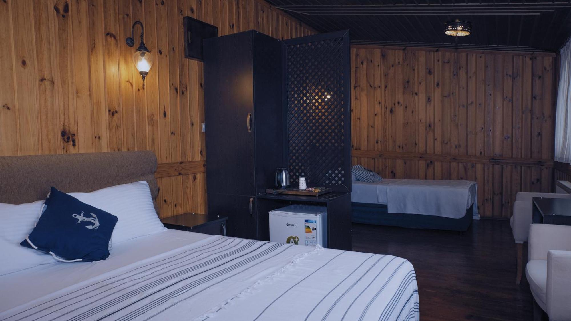 Denizci Hotel سينوب المظهر الخارجي الصورة